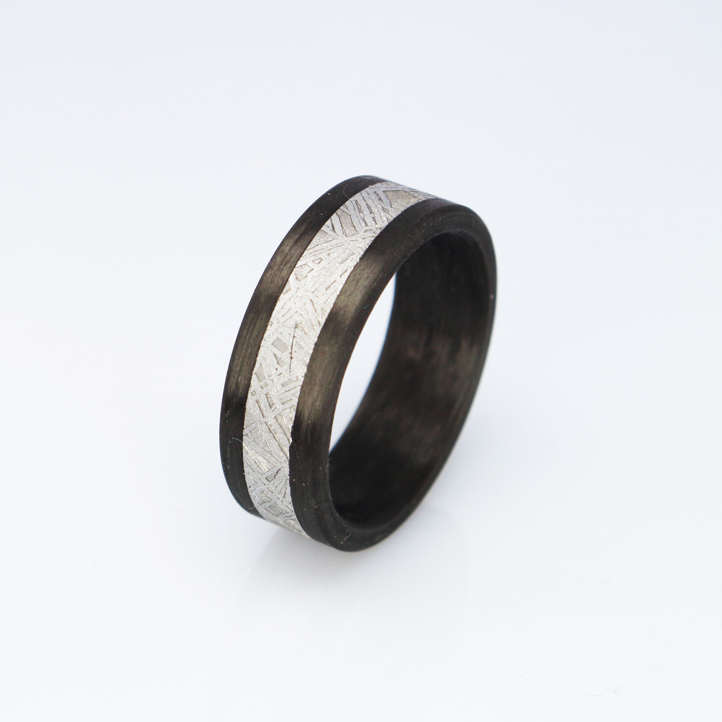 Meteor Na Ringe Meteoritenring mit Carbon– Meteoriten Ringe